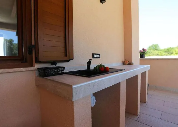 Nina With A Heated Pool Tatil Evi Loborika